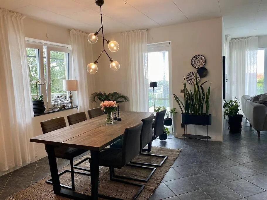 Villalaegenhet I Askim Med Havsutsikt Göteborg